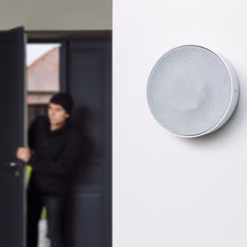 Installation simple d'un détecteur de porte sans outils